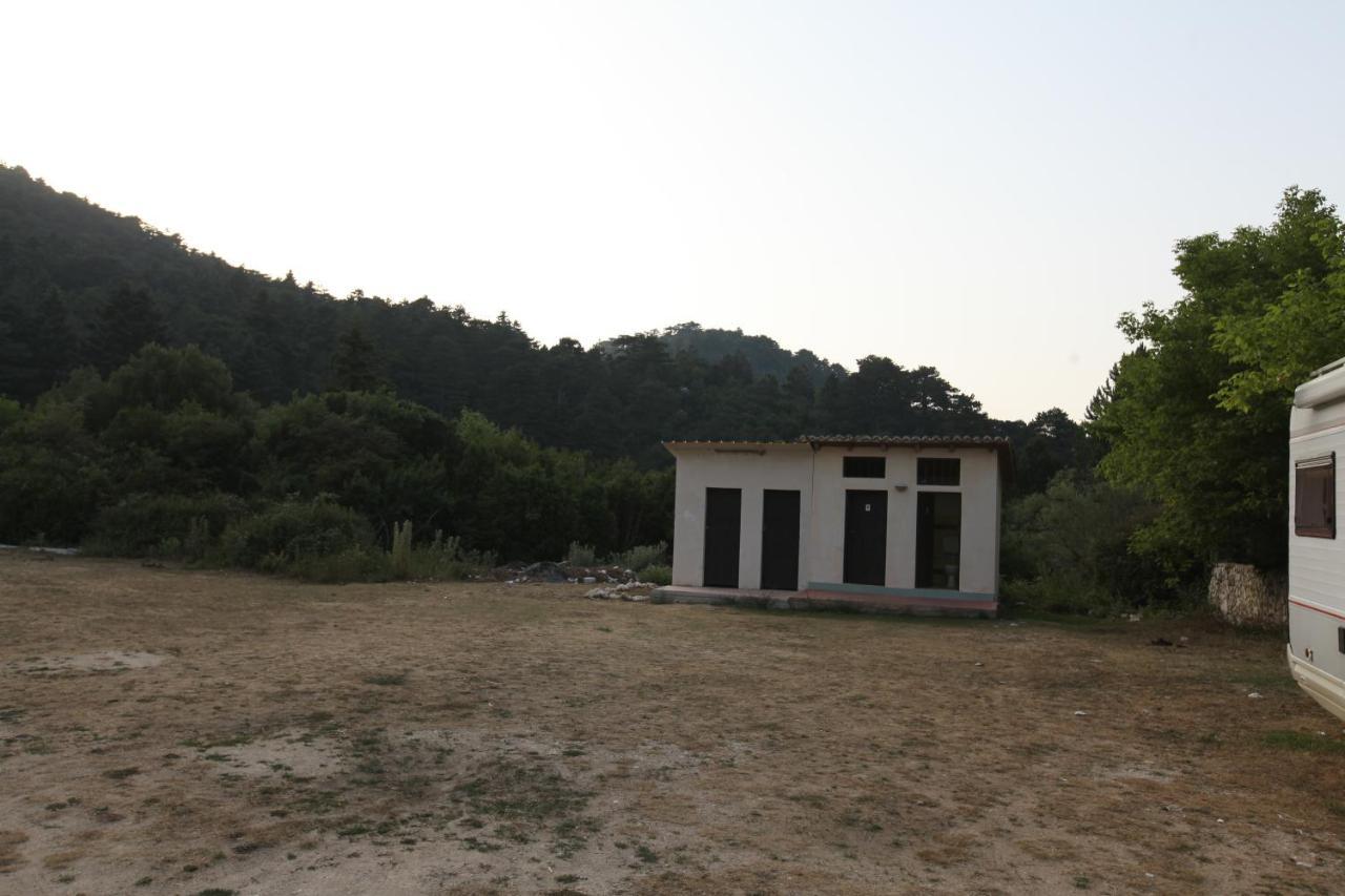 Hamiti Camping Center Dukat Zewnętrze zdjęcie