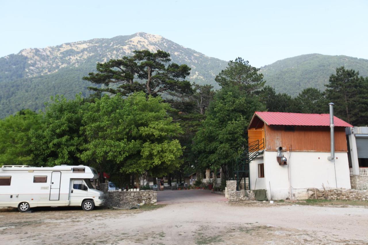 Hamiti Camping Center Dukat Zewnętrze zdjęcie