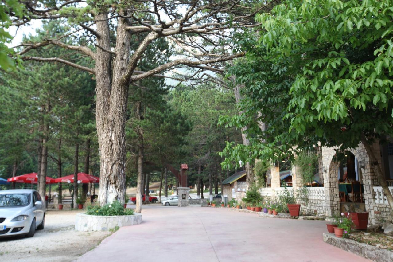 Hamiti Camping Center Dukat Zewnętrze zdjęcie